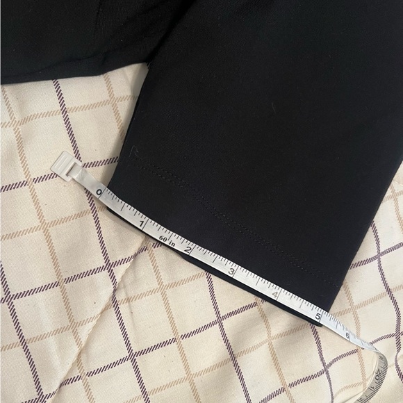 White House Black Market - Short Sleeve Sculpting AURA dress - 12 - Picture 8 of 9